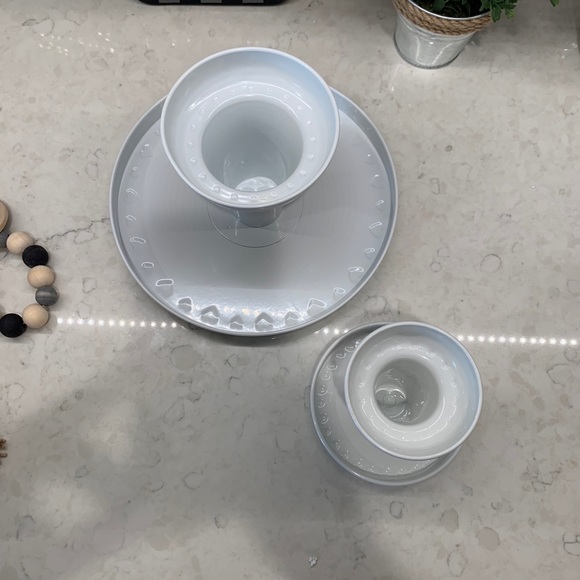 Set of 2 Metal Cake Stands - Picture 4 of 4